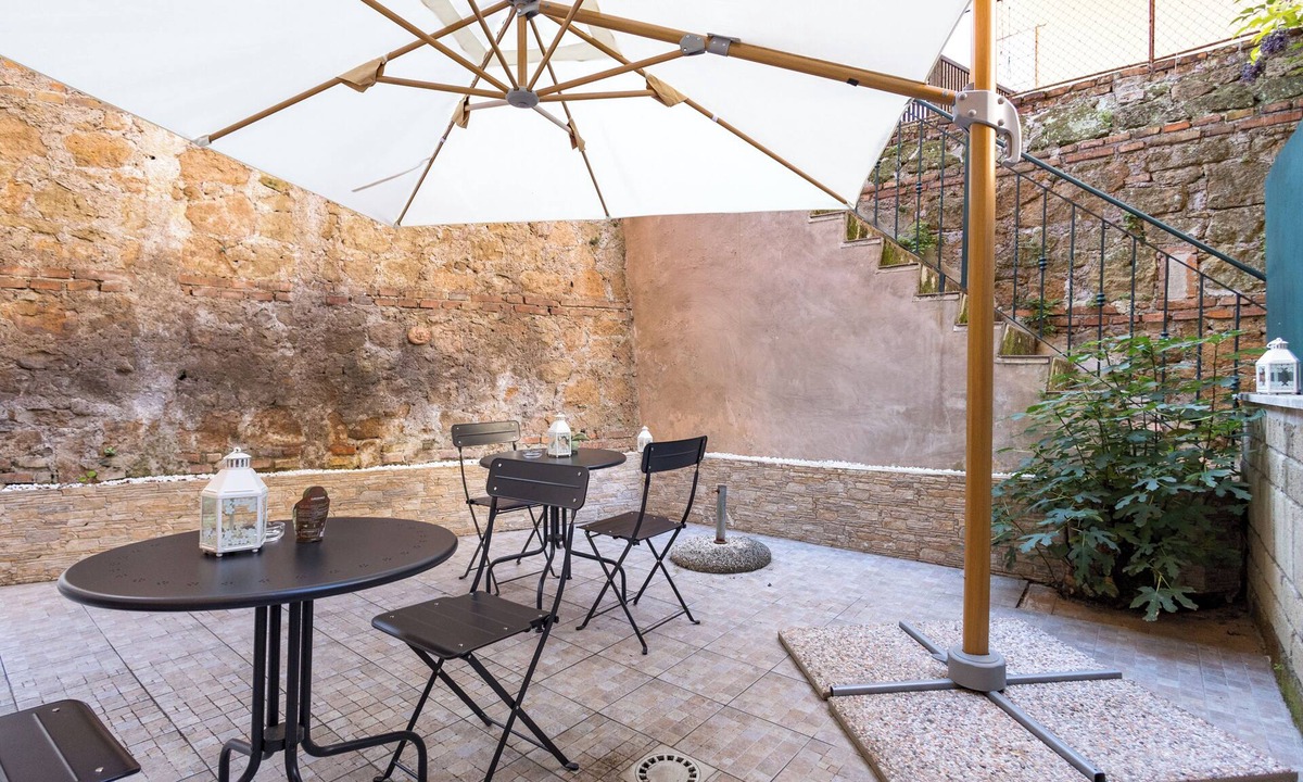 Nomentano Apartment | CapitalApartments - Apartment in Piazza Bologna