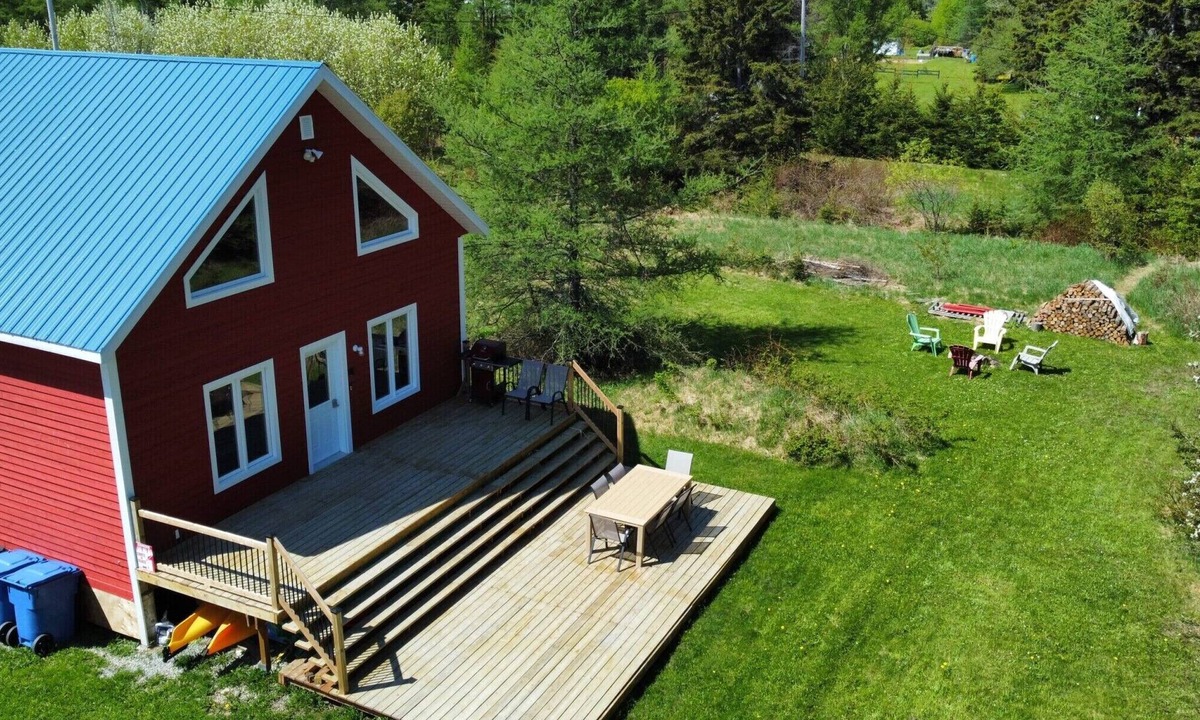 Gaspe Ski Chalet | CAREFREE