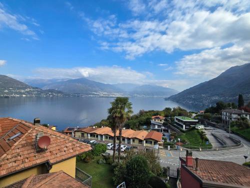 Pino Lago Maggiore Apartment | Casa Nadia