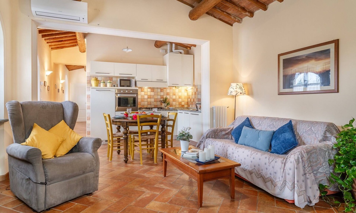 Vicopelago House | Casa Paradiso – surrounded by greenery, just steps from Lucca
