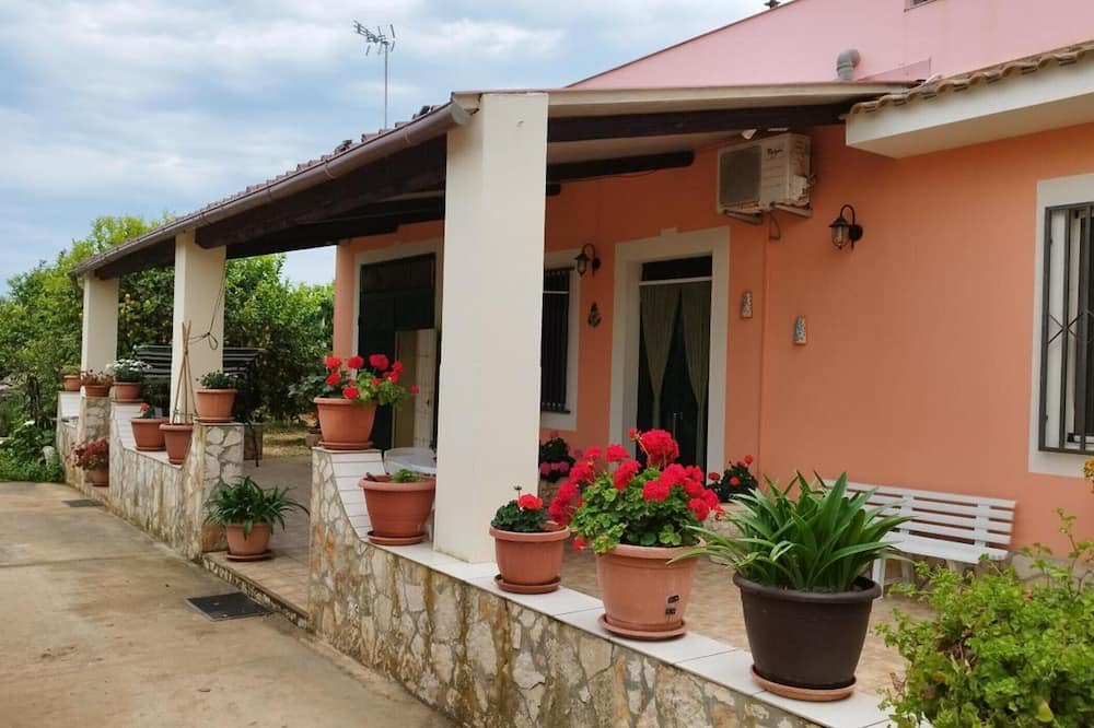 Noto House | Casa Pignato in the Countryside