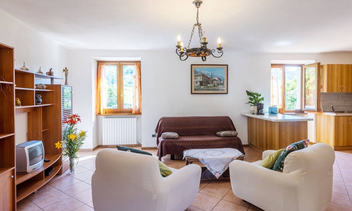 Vesio Apartment | 'Casa Rita 2 by Interhome