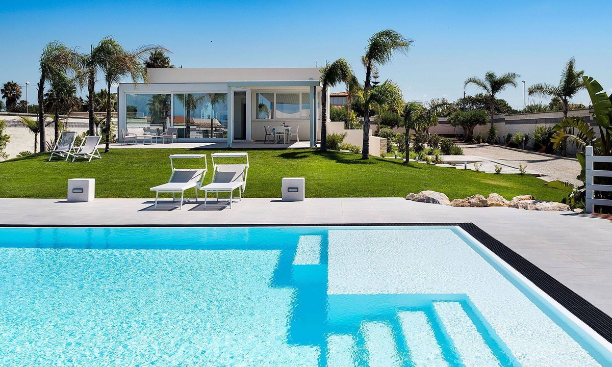 Marsala House | Casa Sunnshine with shared pool - My Rental Homes