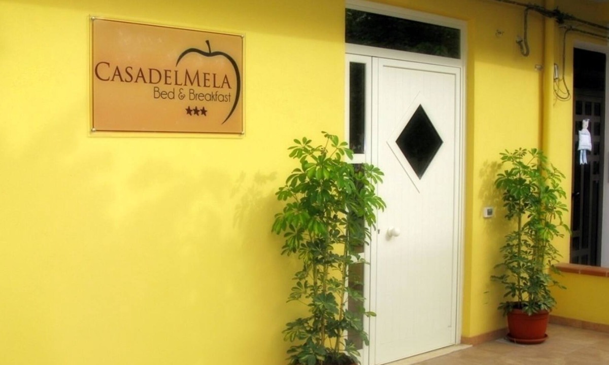 Milazzo Bed & Breakfast | CasadelMela B&B