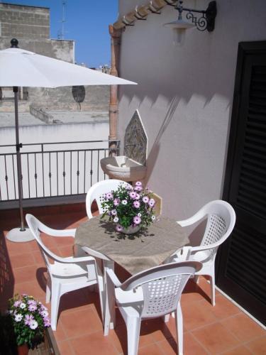 San Vito Lo Capo House | CasAmare Verde Viola