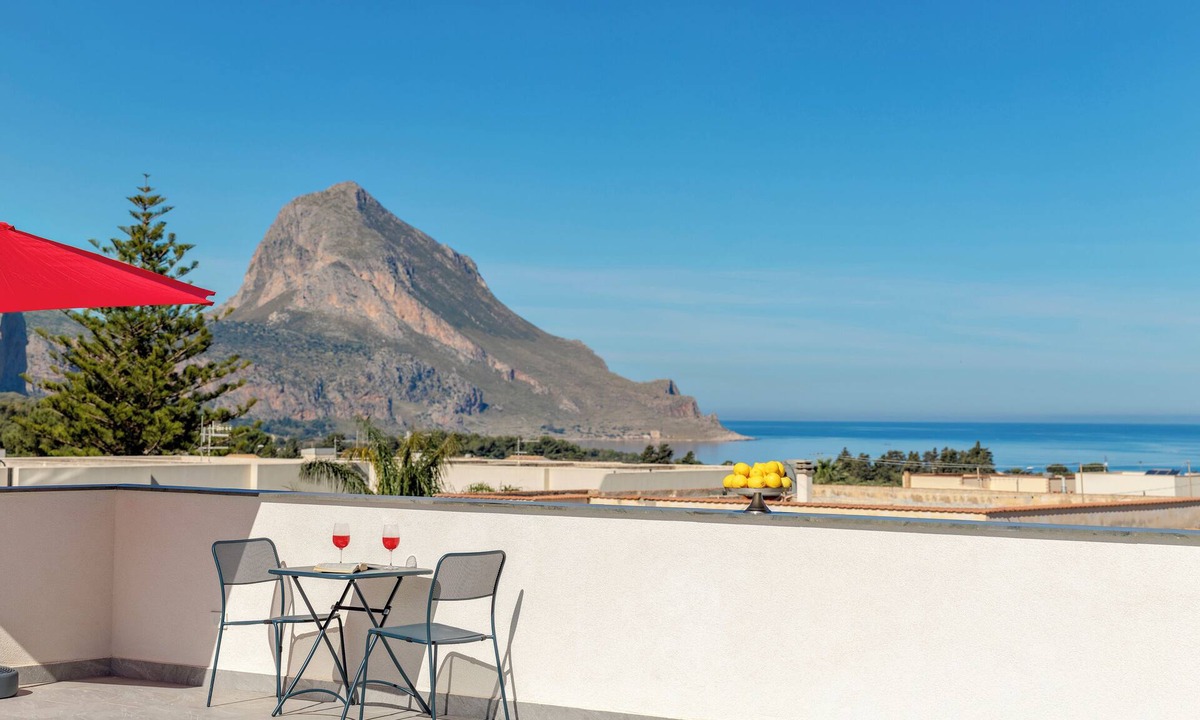 Castelluzzo Apartment | Case Vacanza Loria