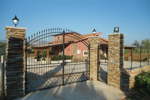 Partinico House | Case Vacanze Longo