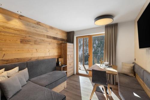 Selva dei Molini Apartment | Chalet-Suite Wiese