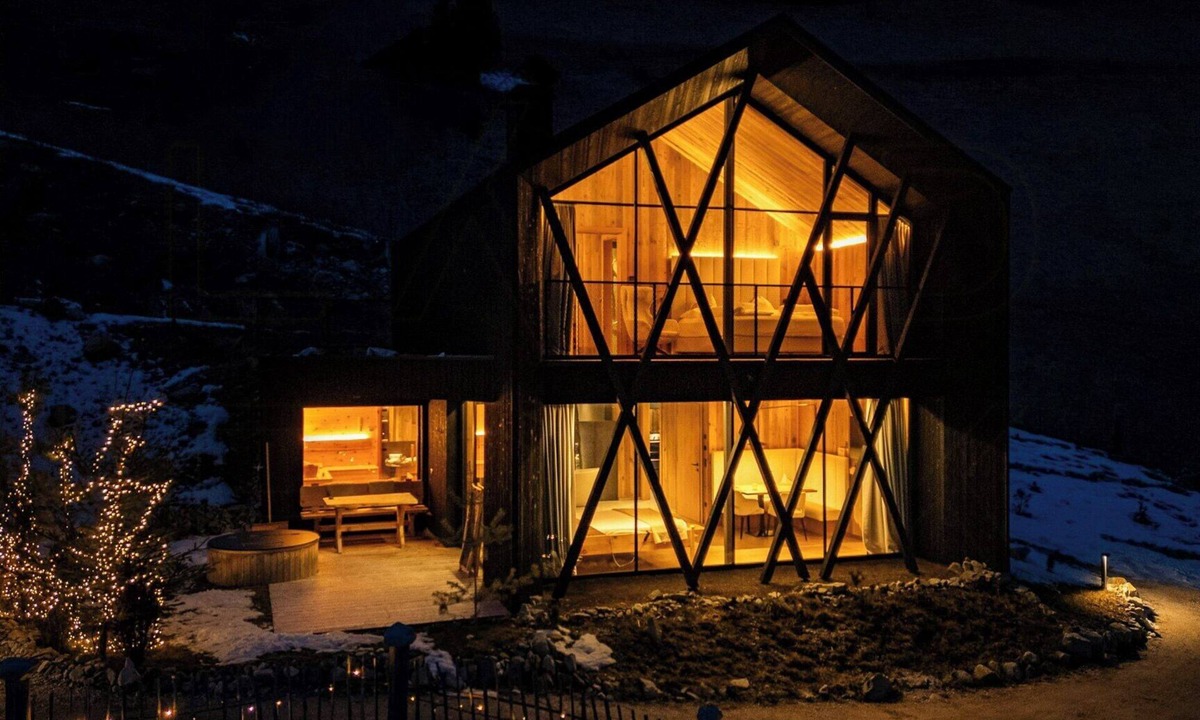 Anterselva House | Chalet with sauna and hot tub with view