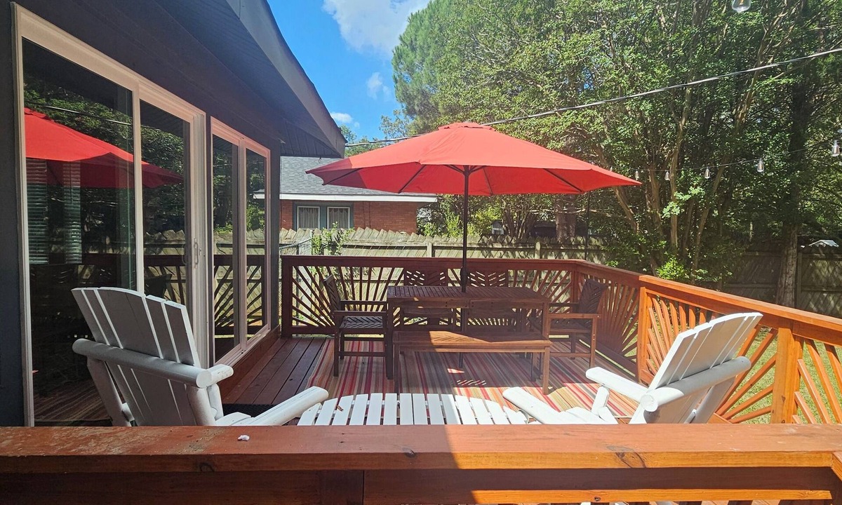Charlotte House | Charlotte's Streamside Sanctuary 3BR, ½ ACRE