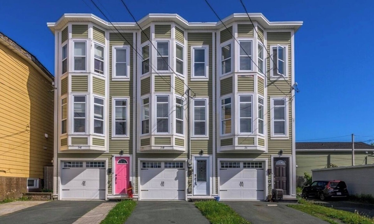 Downtown St. John's House | Classy Modern Home-Downtown St Johns with Garage