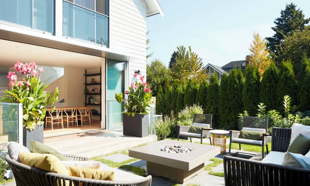 Kitsilano House | Collingwood Farm - 4 BED 4 BATH
