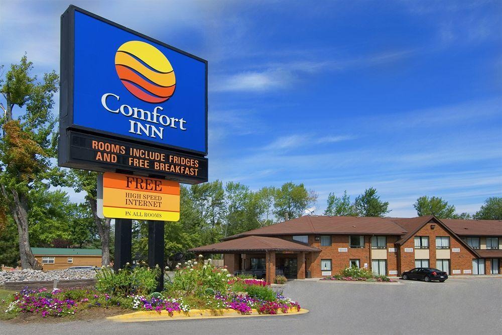 North Bay Hotel | Comfort Inn Airport