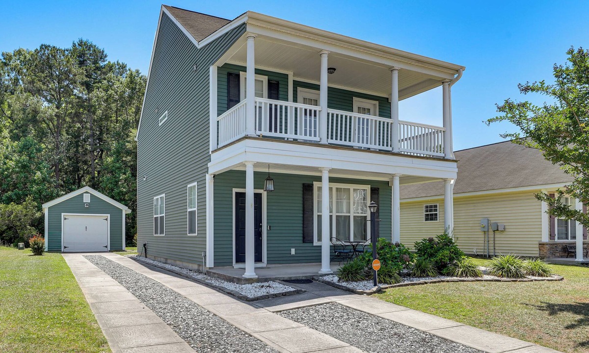Moncks Corner House | Community Pools + Dock: Moncks Corner Getaway