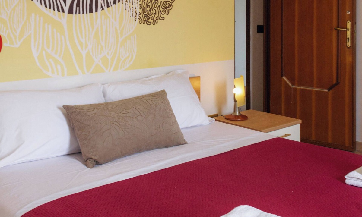 San Leone House | Coral Room