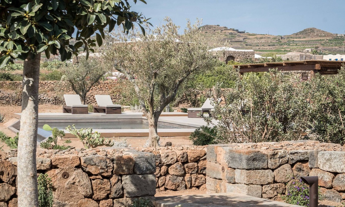 Pantelleria Villa | Corte Pantesca I, chic dammuso with pool, seaviews and sunset
