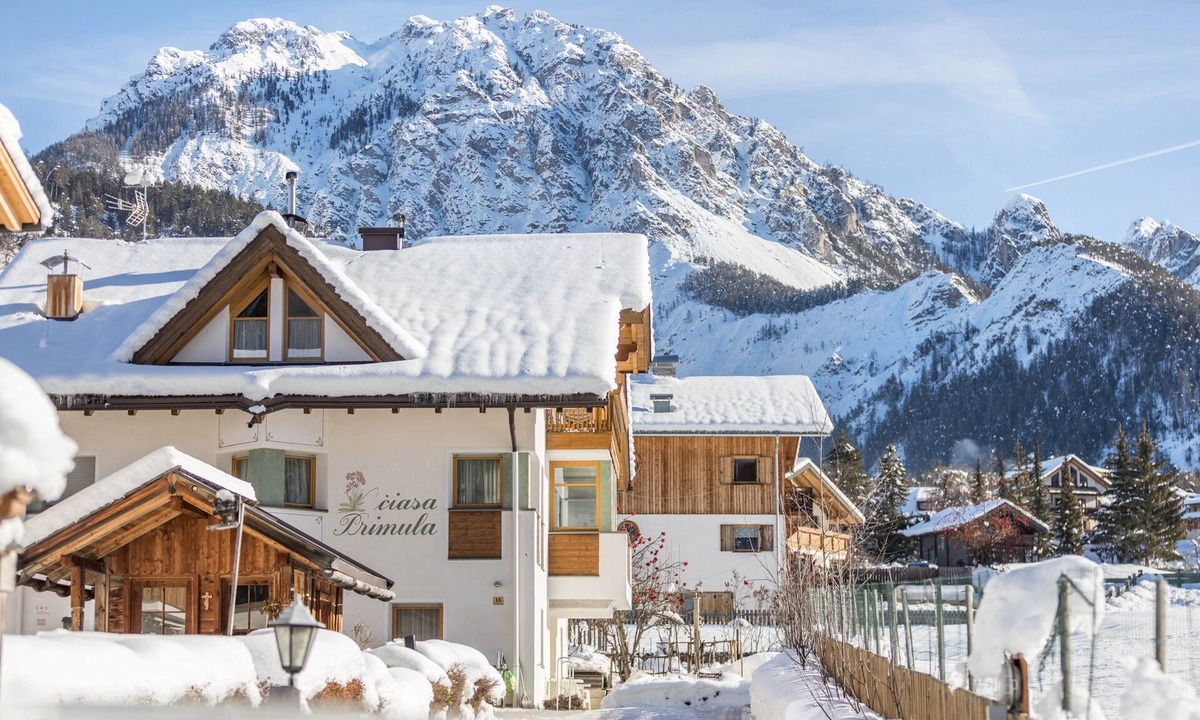 San Vigilio Apartment | Cozy “Appartamento 1” close to Cable Cars and Ski Lifts with Wi-Fi