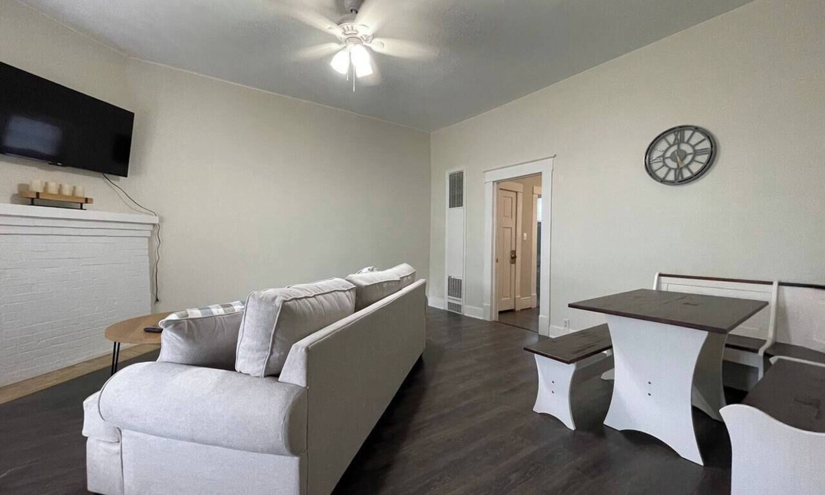 Hamlet Apartment | Cozy, Comfy Apartment in Hamlet, NC