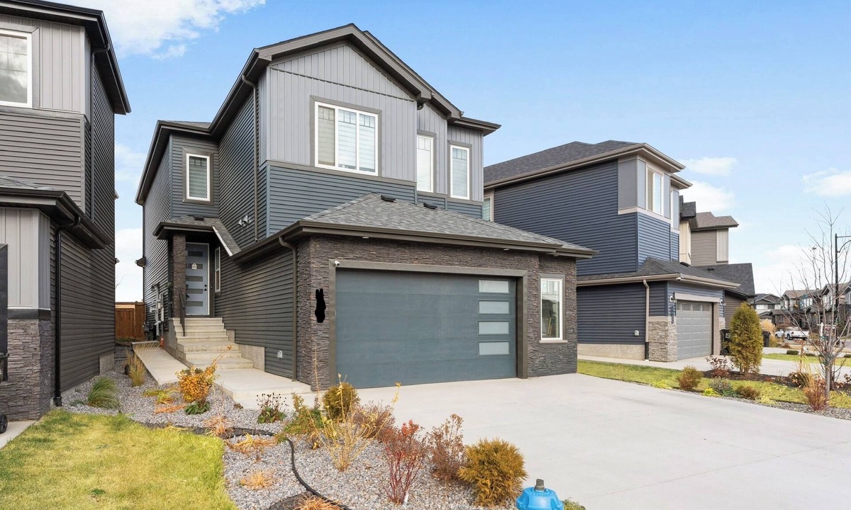 Northwest Edmonton House | Cozy Two Bedroom Basement Suite near West Edmonton Mall in Edmonton, AB