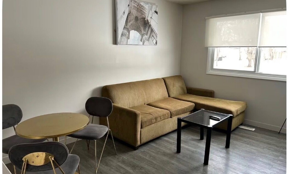 Wainwright House | Cozy & Welcoming | Home Away in Wainwright Alberta