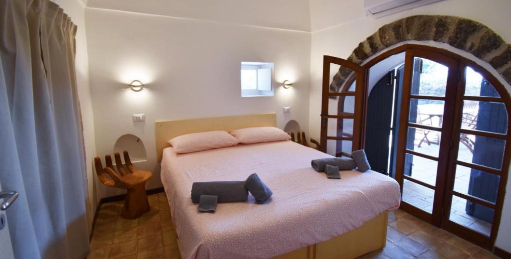 Pantelleria Villa | Dammusi di pietra SOLE