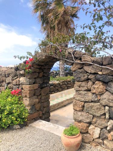 Pantelleria Apartment | Dammuso Cinzia, incantevole fronte mare