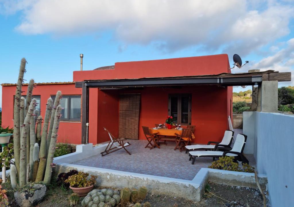 Pantelleria House | Dammuso "Il Cactus"