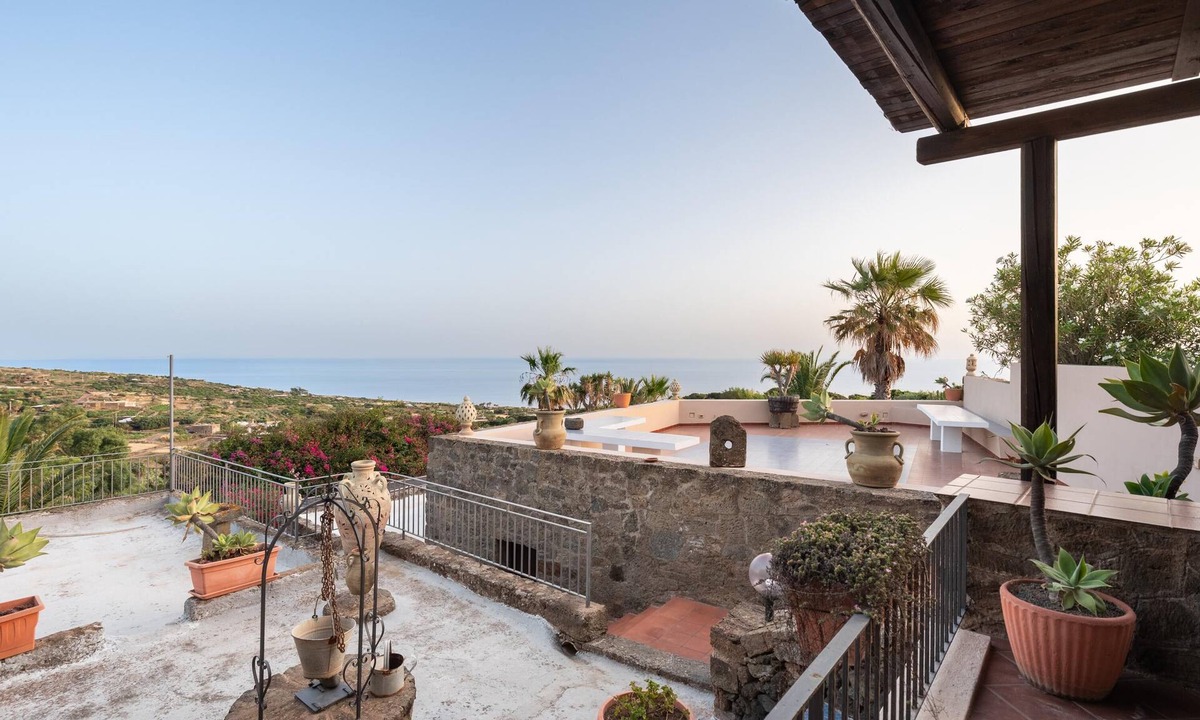 Pantelleria Cottage | Dammuso Rosa - Isola Di Pantelleria