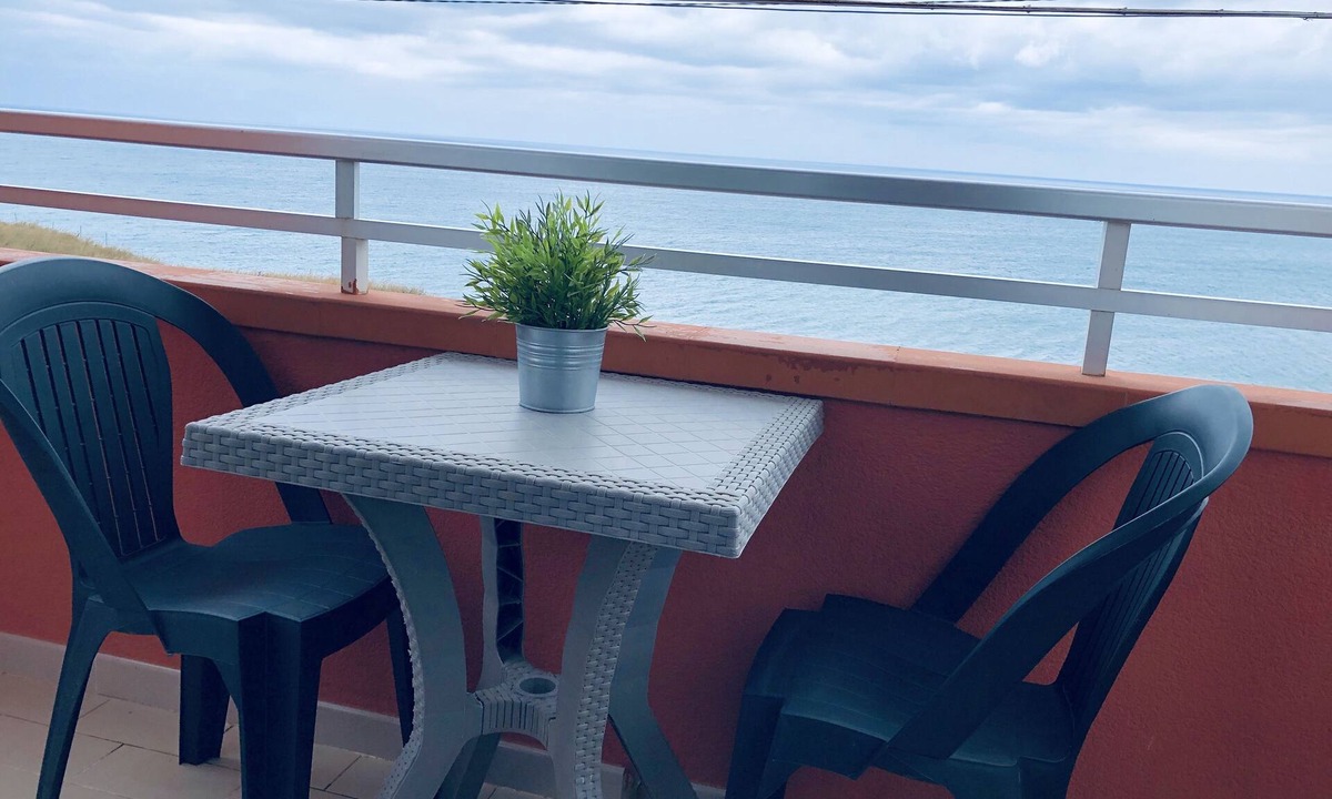 Balestrate Apartment | DANIELE HOUSE WITH SEA VIEW .€200,00. WIFI INTERNET FREE!