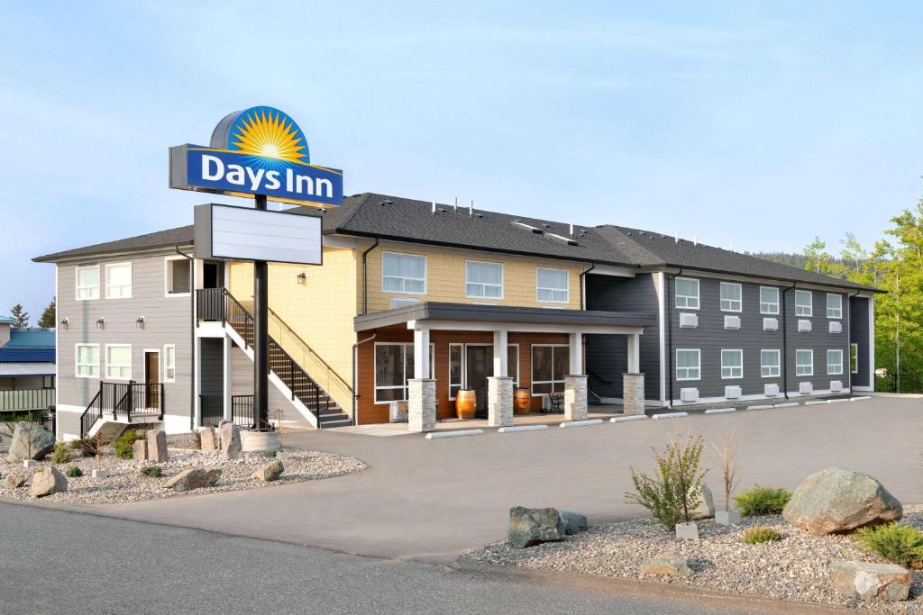 100 Mile House Hotel | Days Inn by Wyndham 100 Mile House