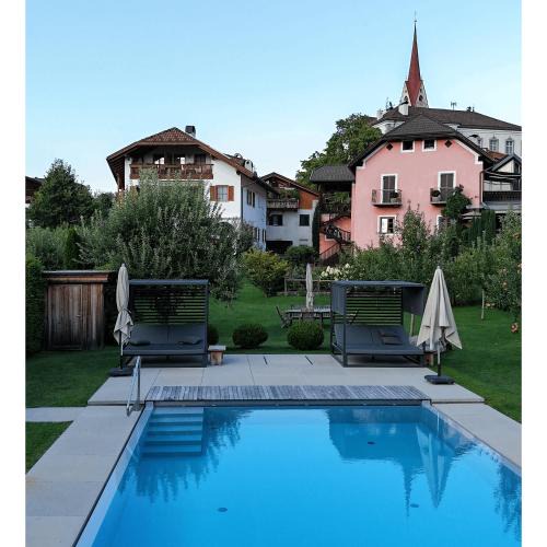 Gudon Hotel | Der Unterwirt Guesthouse - Pool & JRE Restaurant