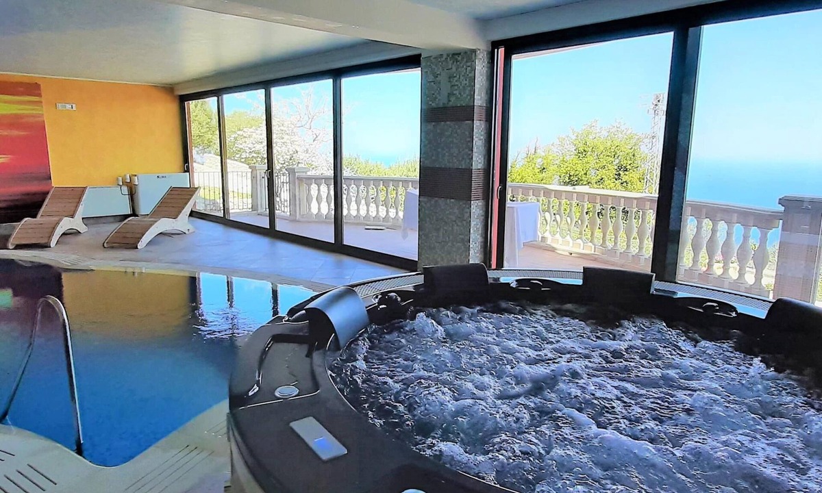 Gioiosa Marea House | Divine Holiday Home in Giosa Marea with Sauna & Hot Tub