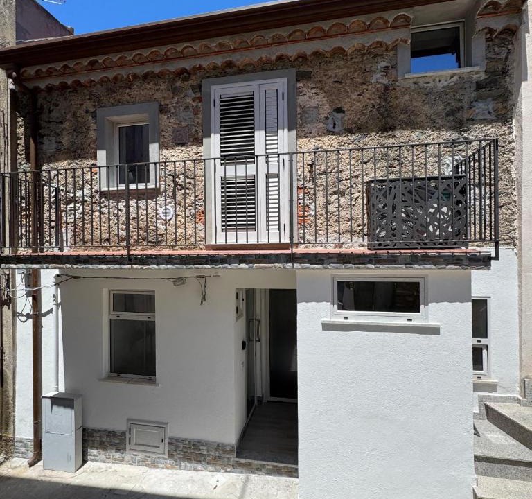 Capri Leone Apartment | "DOMUS LEONE" - Nel Borgo di Capri Leone