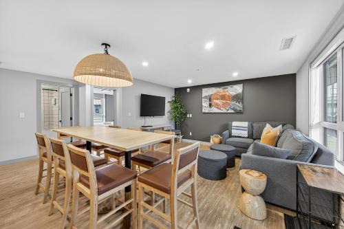 Revelstoke Apartment | Downtown Revelstoke Retreat by Canadian Rockies Vacation Rentals