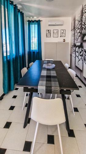Marina di Palma Apartment | Dream Houses