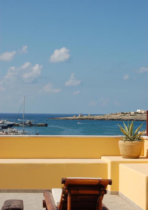 Lampedusa House | El Mosaico Del Sol
