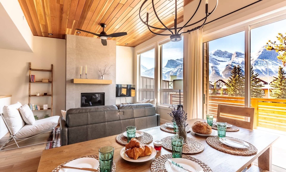 Teepee Town House | El Refugio - Private Townhouse with Amazing Views