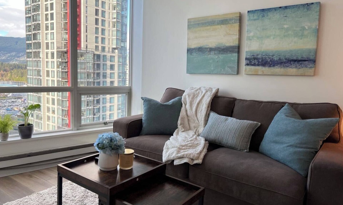 Coal Harbour Condo | Entire 1 Bedroom with View.