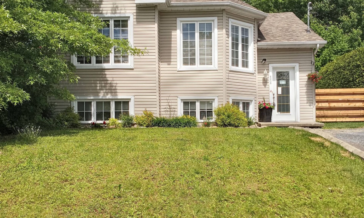 Rock Forest House | Entire house with SPA from May to Oct and woodland.
