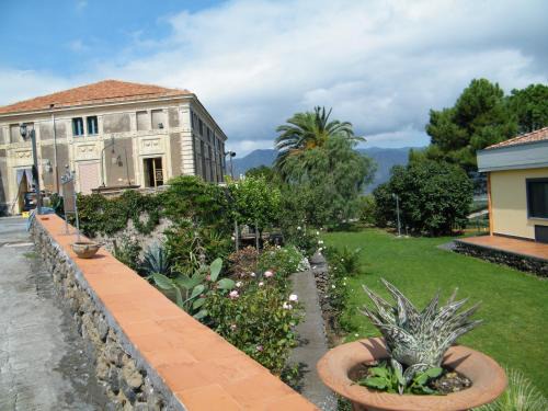 Passopisciaro House | Etna Wine Azienda Agrituristica