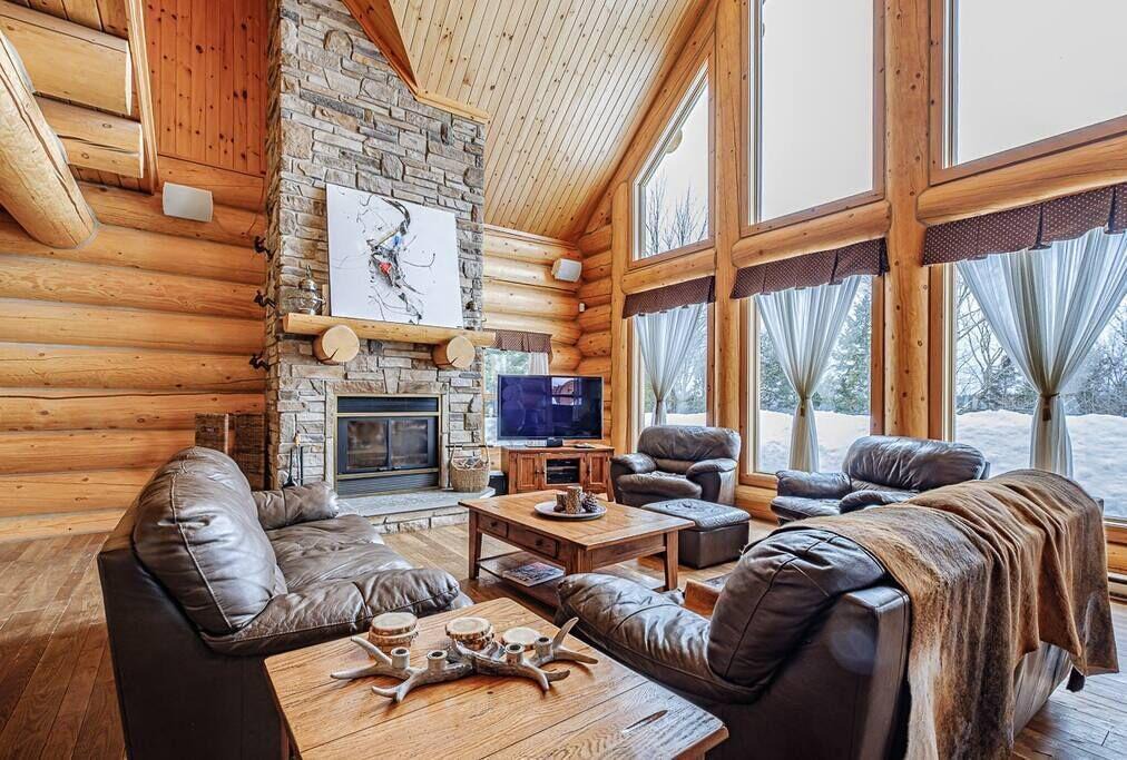 Fiddler Lake Resort Ski Chalet | Executive Plus #89 - majestic with pool & hot tub