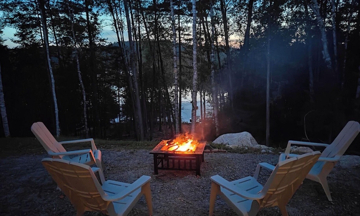 Nominingue House | Expansive Lakefront modern retreat nestled by nature, huge windows ,4 bedroom