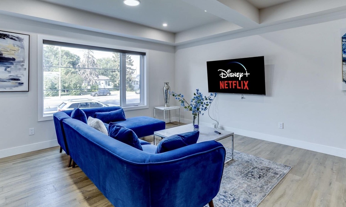 Southside House | Fantastic Duplex near U of A & Whyte ave
