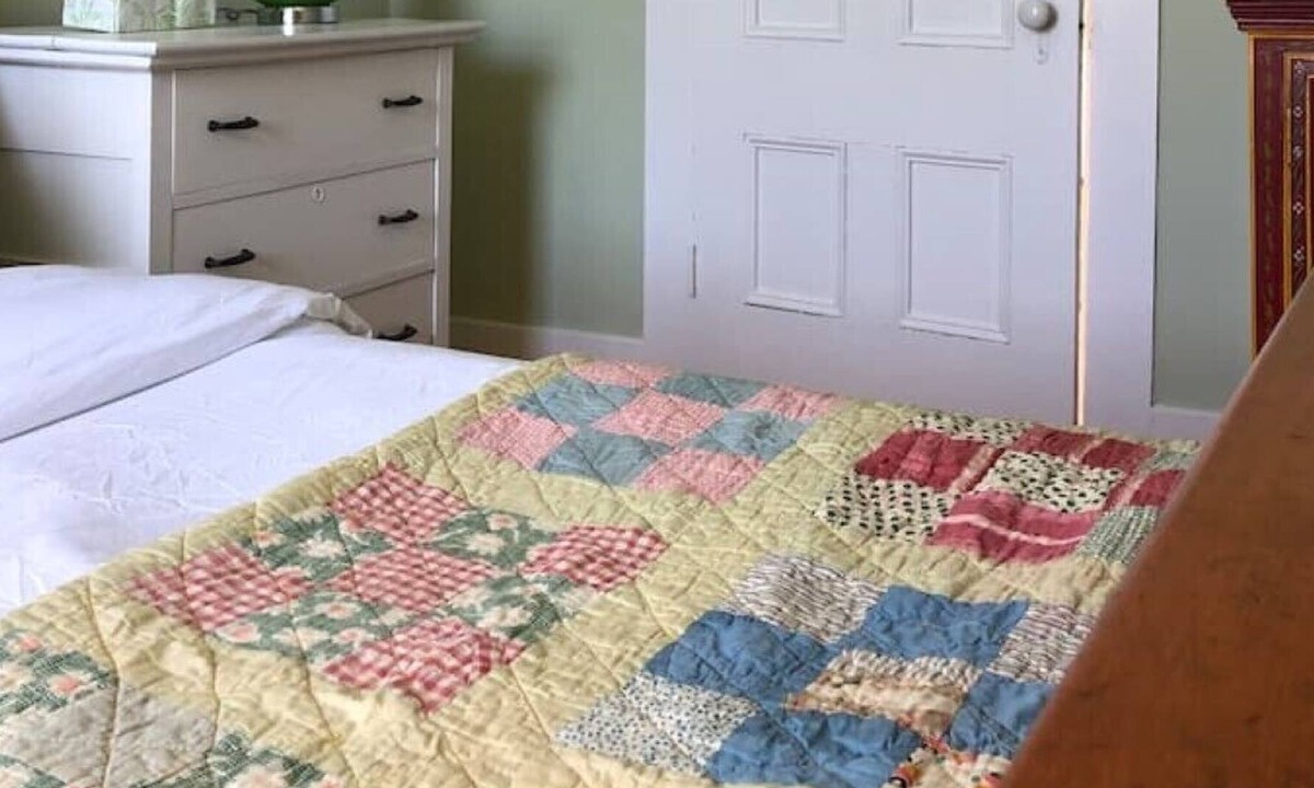 LaHave Cottage | Finnigan's Landing