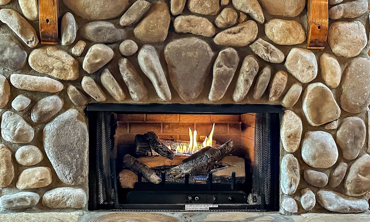 Lake Lure Cabin | Fire Pit, Rocking Chair Porch, Private, Log Cabin - The Enchanted