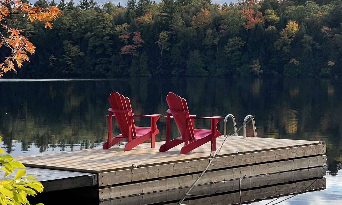 Muskoka Lakes Cottage | Fisher's Cove Sanctuary on Moon River, Muskoka