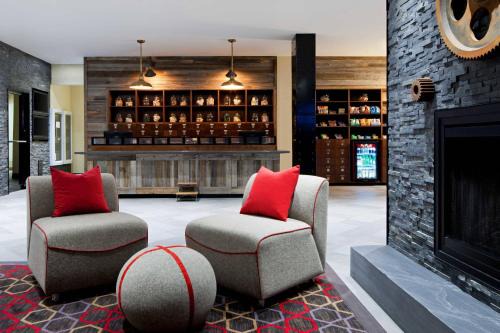 Edmundston Hotel | Four Points by Sheraton Edmundston Hotel & Conference Center