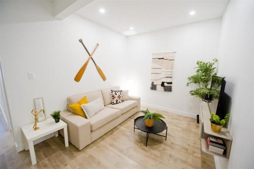Sainte-Marie Apartment | Frontenac residences