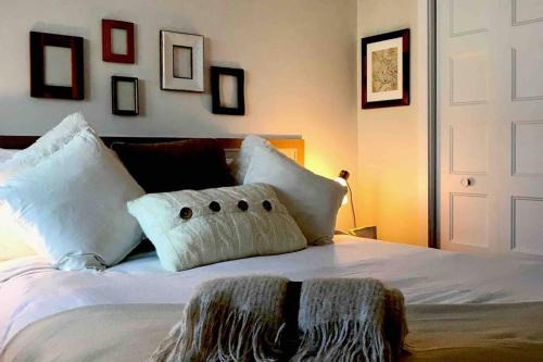 Mont-Tremblant Village Apartment | fully equiped Condo, pool and Spa only in summer