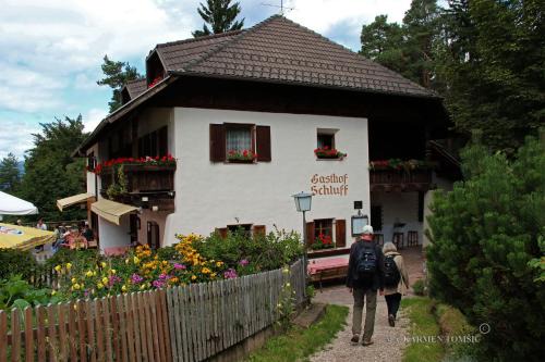 Soprabolzano House | Gasthof Schluff